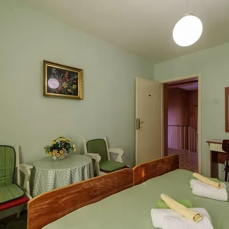 Πανσιόν Mirjana - Centre Of