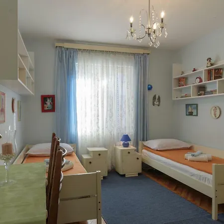 Mirjana - Centre Of Trogir